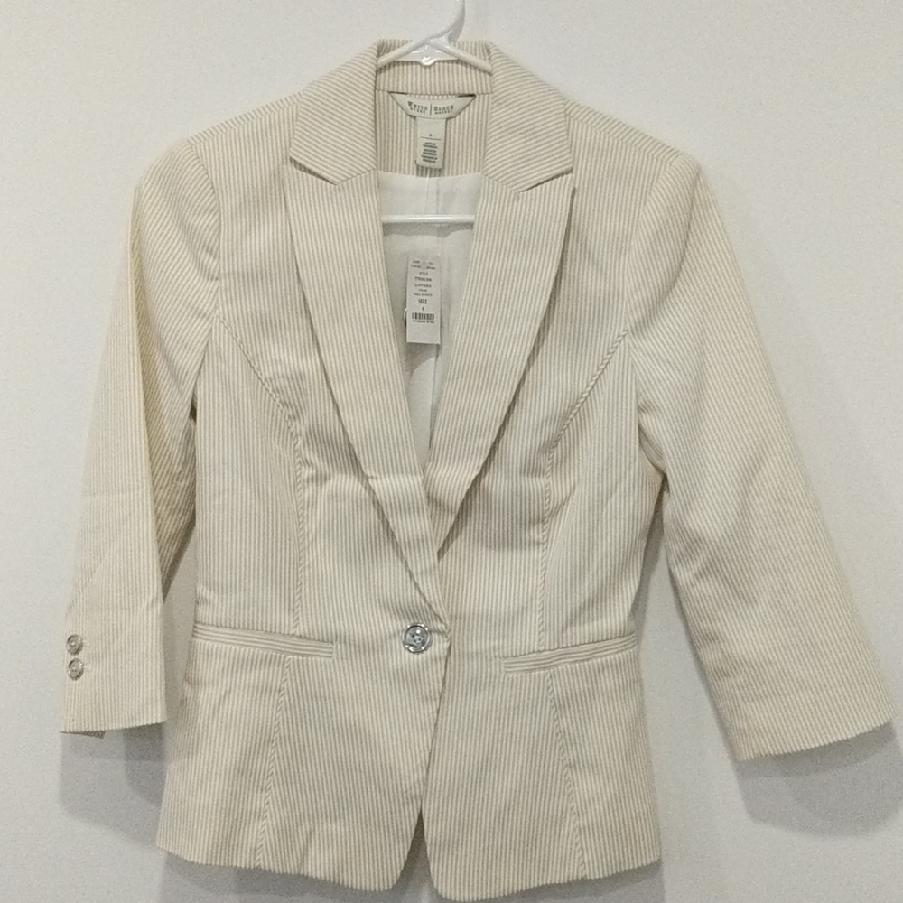 White House Black Market 3Q Blazer